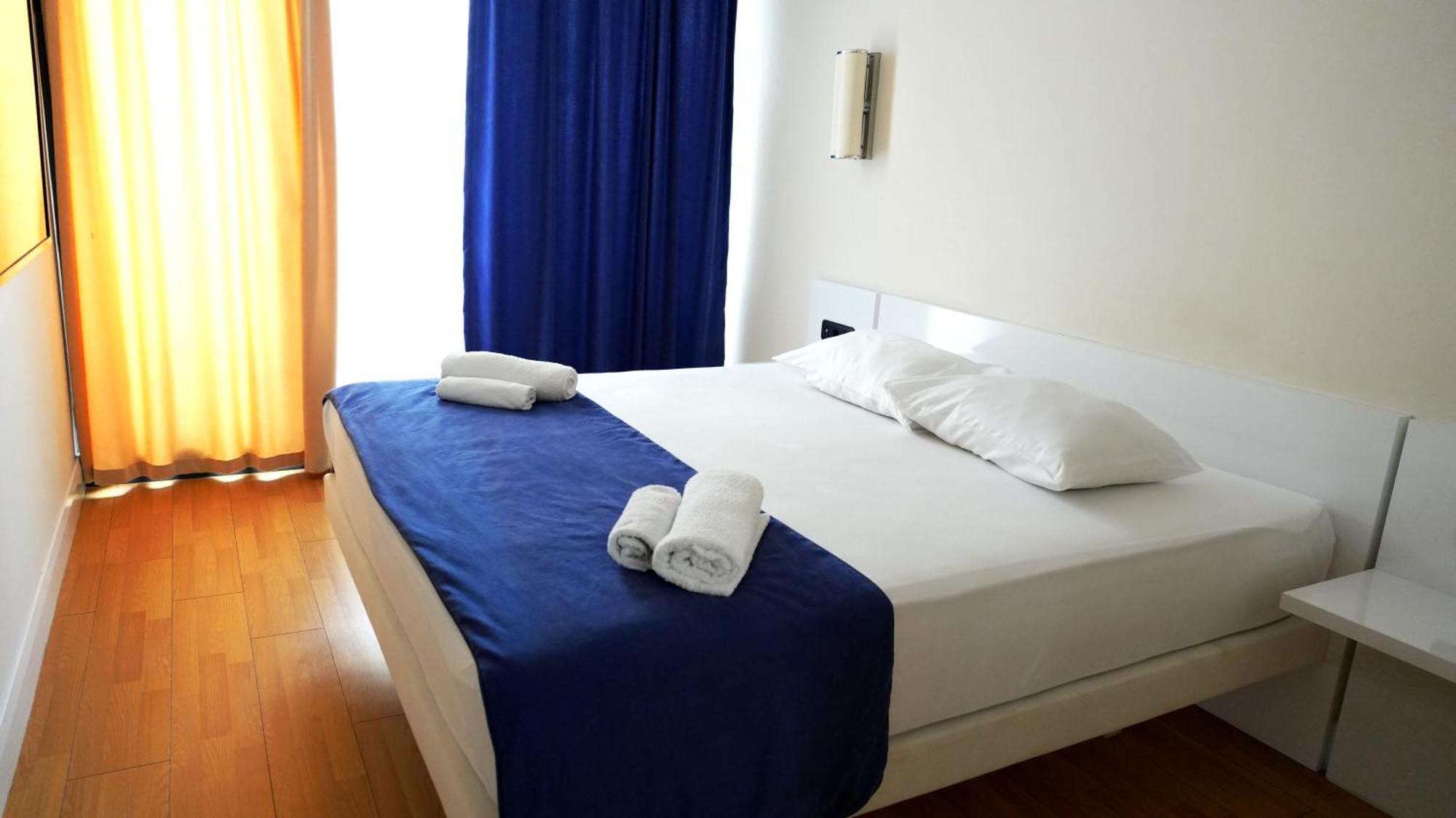 Lux Apart Hotel 555 Батумі Екстер'єр фото