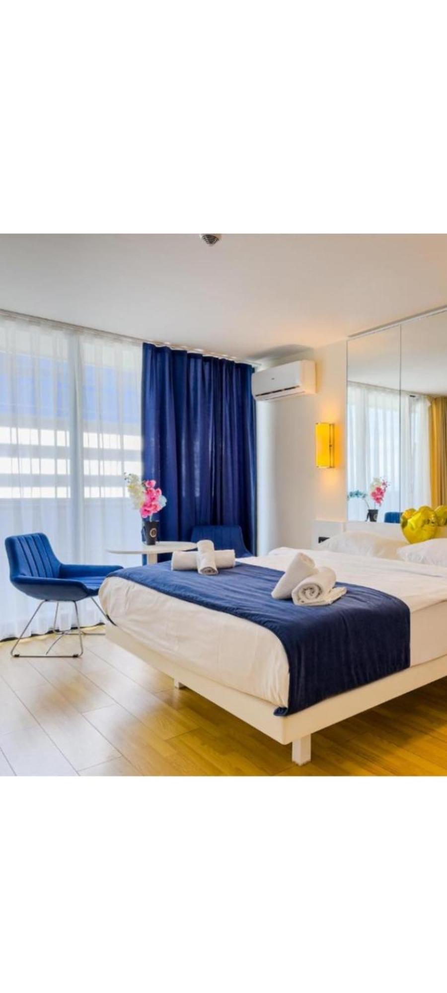 Lux Apart Hotel 555 Батумі Екстер'єр фото